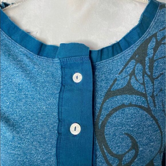 MAORI HOOK Junior Tribal Print Small Long Sleeve Top NWT - Picture 5 of 9